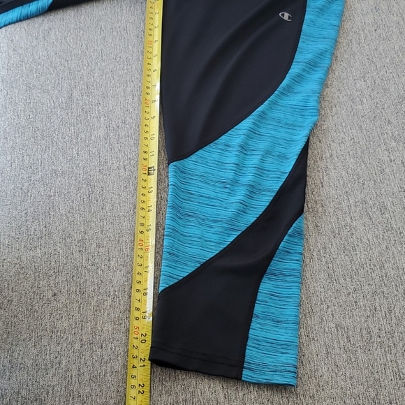 ⭐️3/ $30⭐️ Champion Women's Cropped Activewear Leggings Blue Black Stretch Sz L - Picture 12 of 13